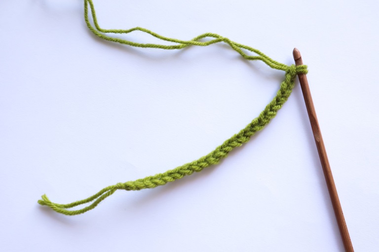 Crochet a Foundation Chain Stitch
