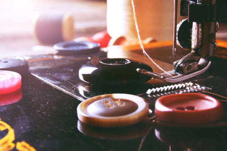 How to Sew on Buttons with a Sewing Machine