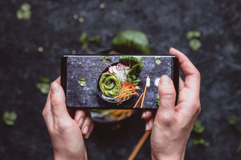 best smartphone for food photography